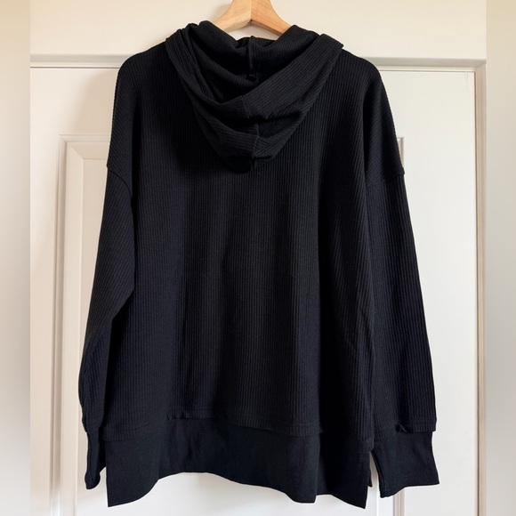 Black Button-Up Ribbed Hoodie Sweatshirt - Picture 2 of 4